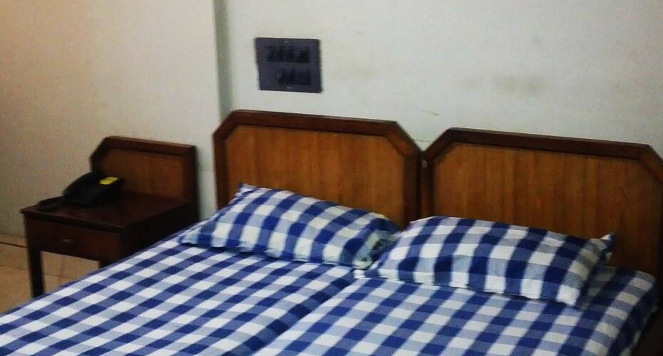 Ambadi Comfort Inn, Kozhikode 3